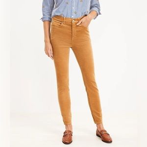 NWT LOFT Skinny Corduroy Pants in Perfect Camel (Size 28)